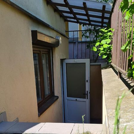 Kawalerka W Kudowie Zdroj Appartement Kudowa-Zdrój Buitenkant foto
